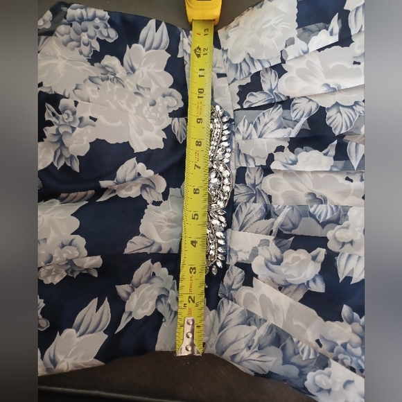 Blue and white Floral Dress by B Darlin size 7/8 - Picture 4 of 6